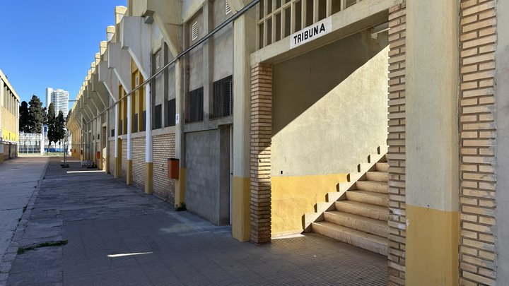 ESCUELAS SAN JOSE. CAMPANAR