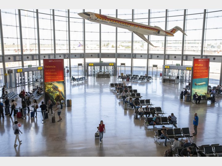 AEROPUERTO. MANISES