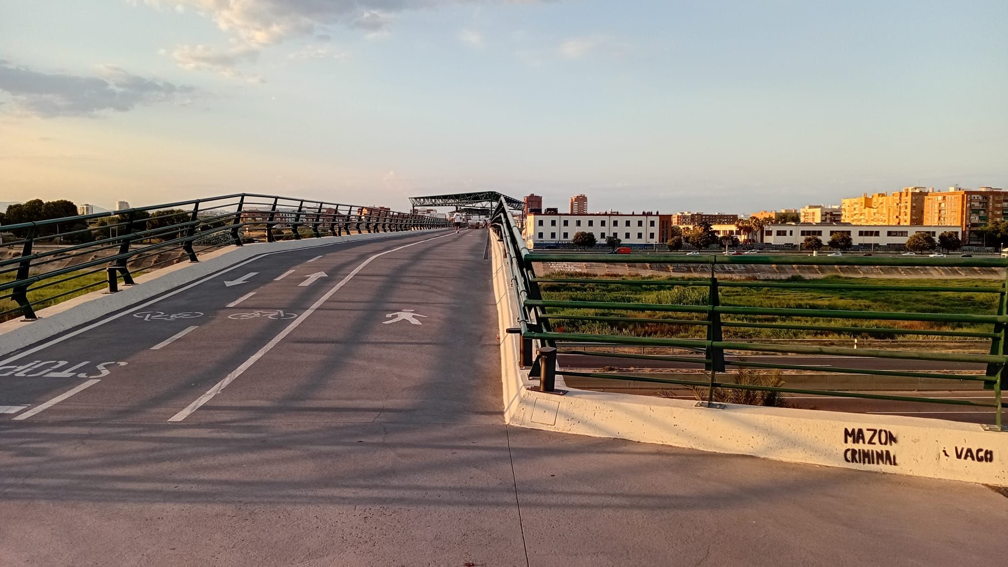 Pasarela de la Solidaridad. San marcel.lí / La Torre