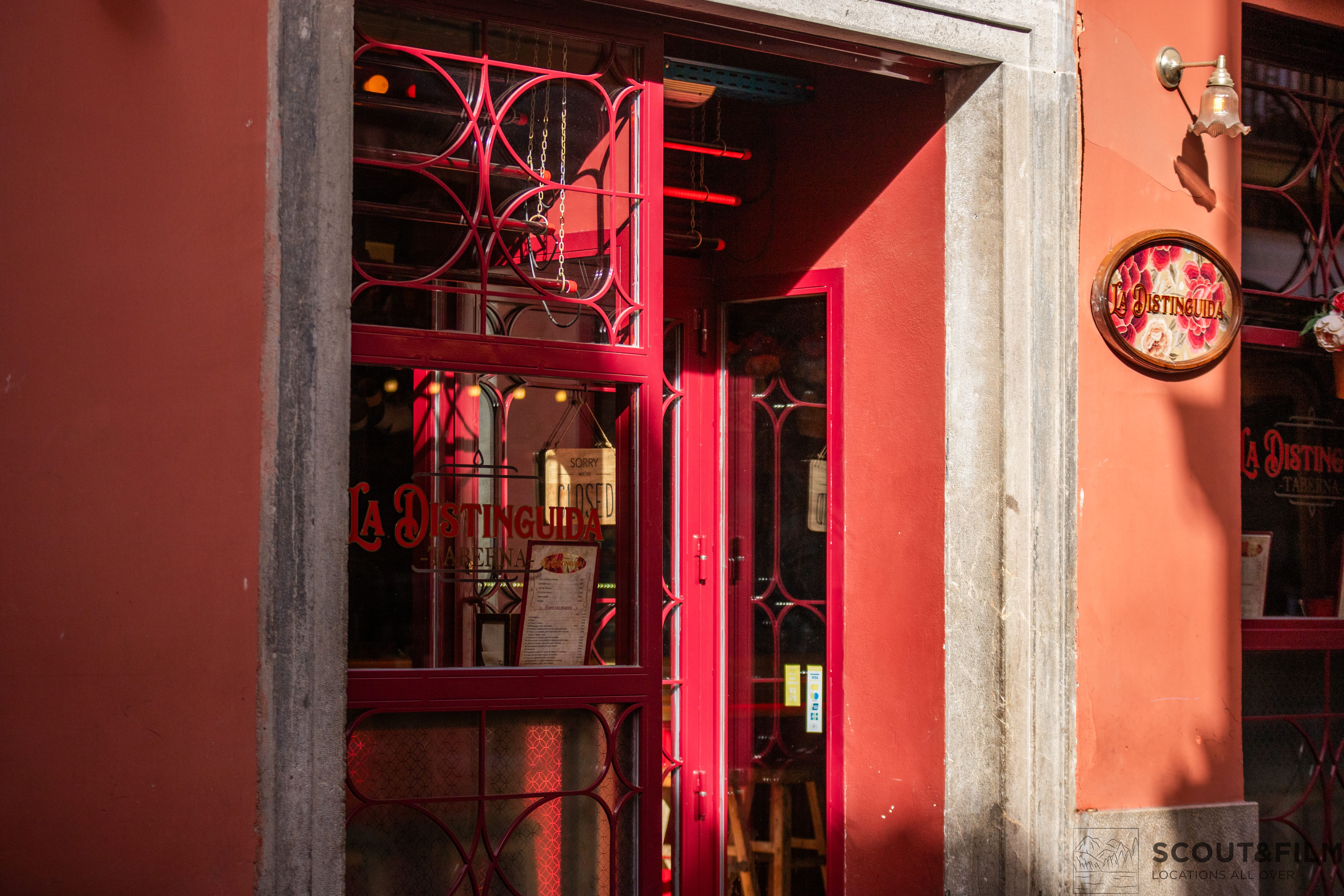 TABERNA LA DISTINGUIDA - GRANADA