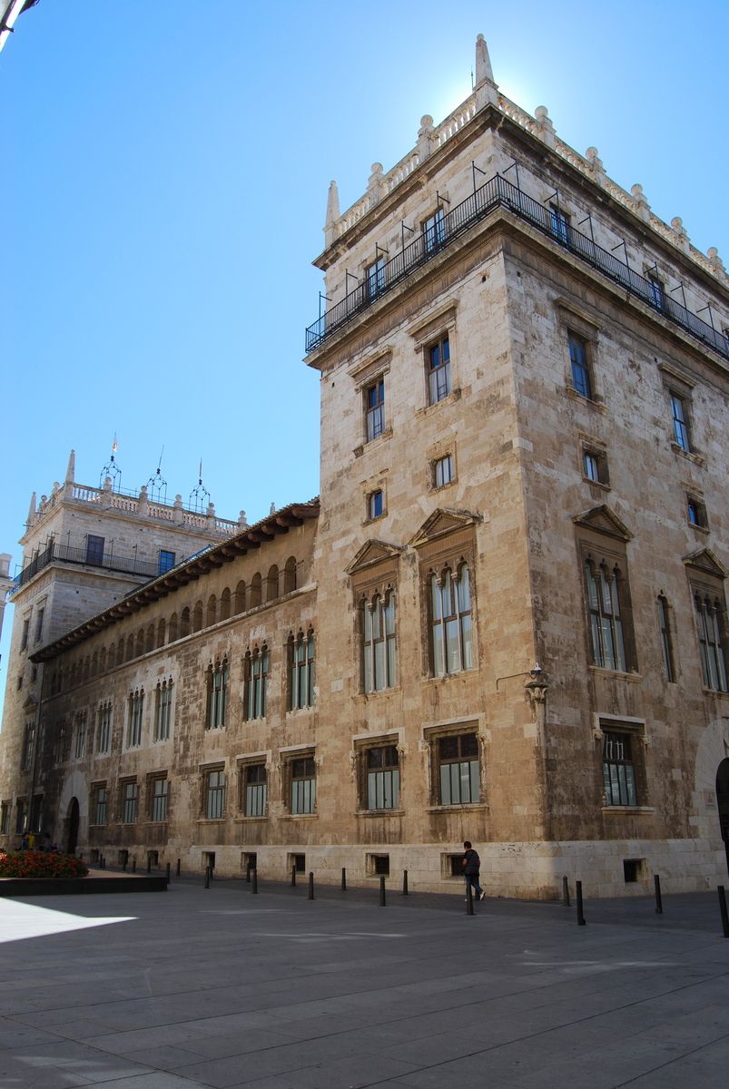 Plaza de Manises. Ciutat Vella