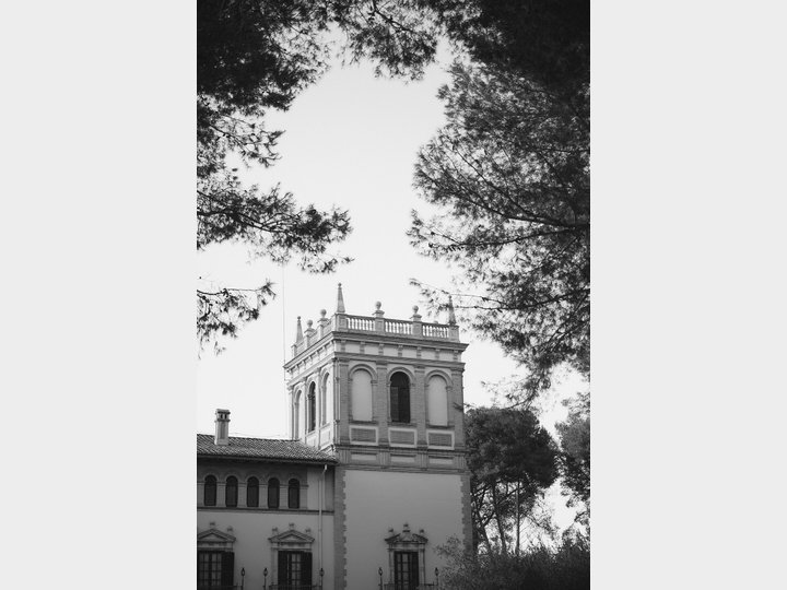 VALLESA DE MANDOR