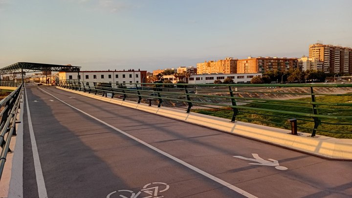Pasarela de la Solidaridad. San marcel.lí / La Torre