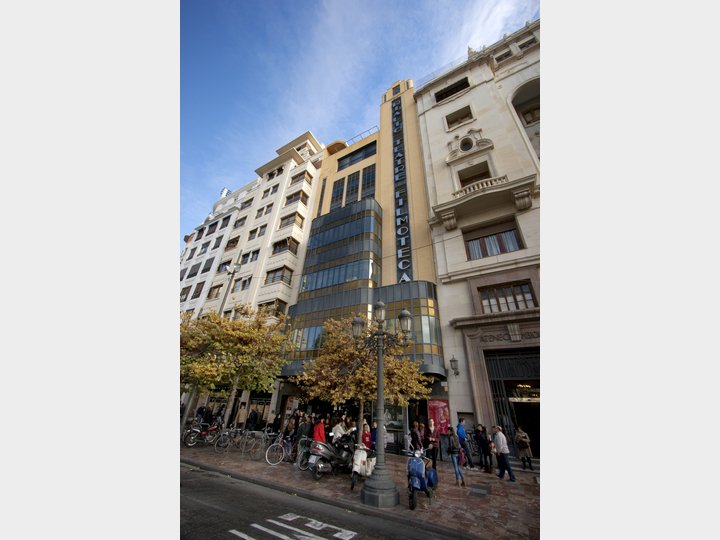 TEATRO RIALTO. CIUTAT VELLA