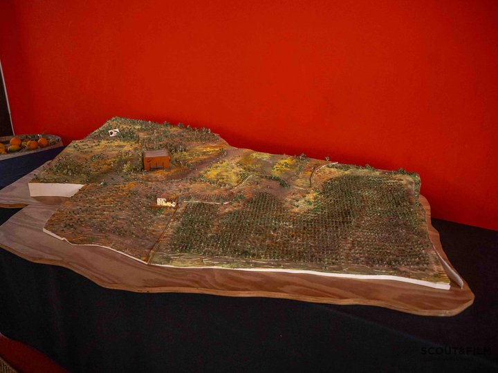 LA ALMAZARA - GREENHOUSE Y PARKING