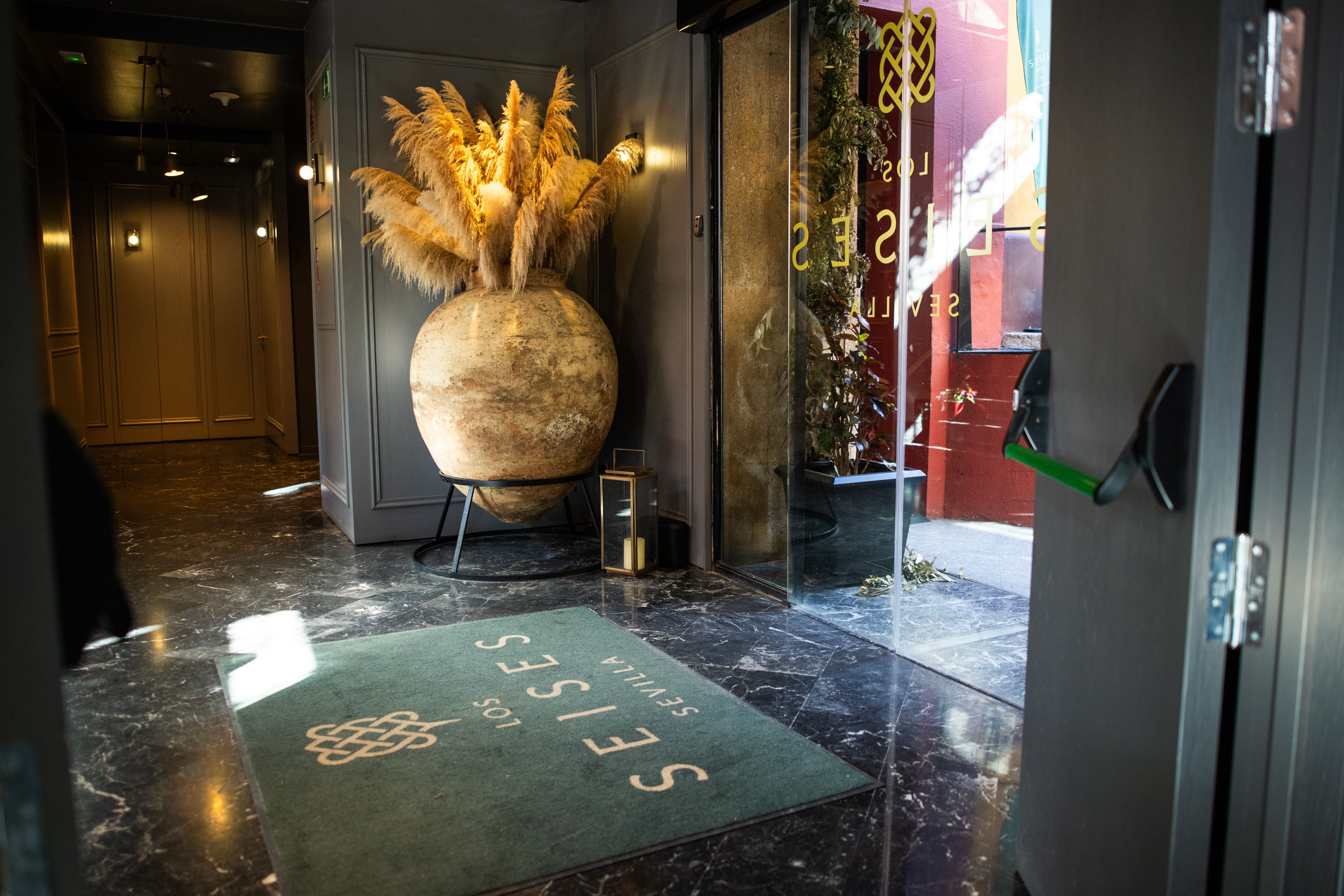 HOTEL LOS SEISES - SEVILLA
