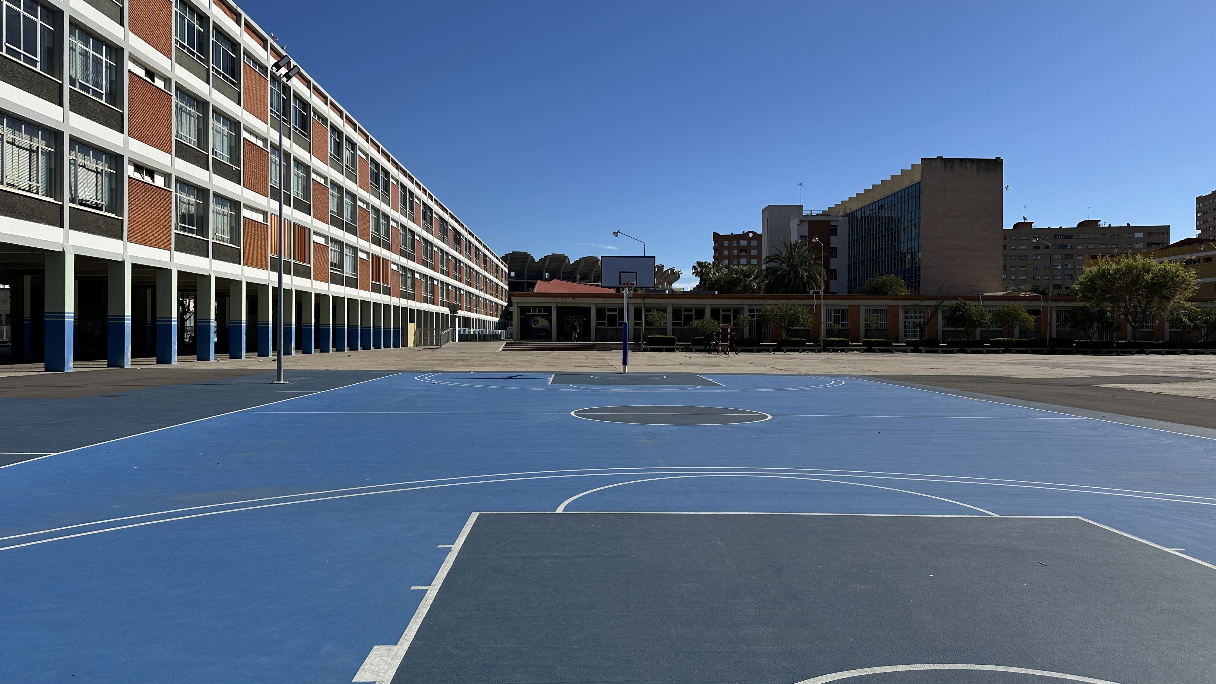 ESCUELAS SAN JOSE. CAMPANAR