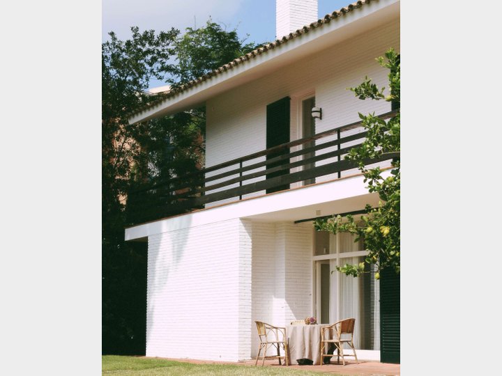 CASA LLUSANÉS