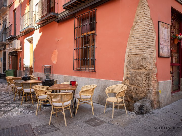 TABERNA LA DISTINGUIDA - GRANADA