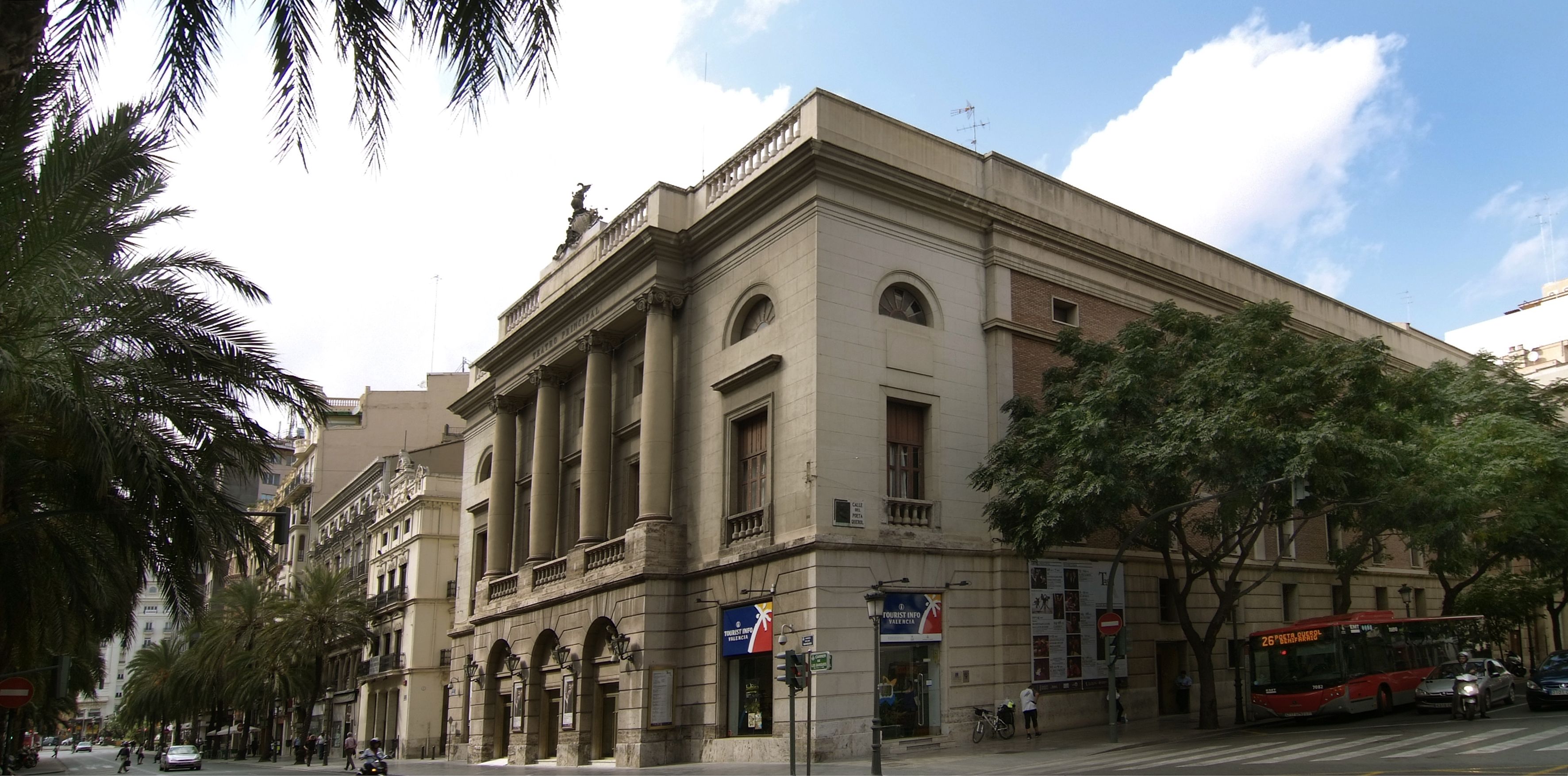 TEATRO PRINCIPAL. CIUTAT VELLA