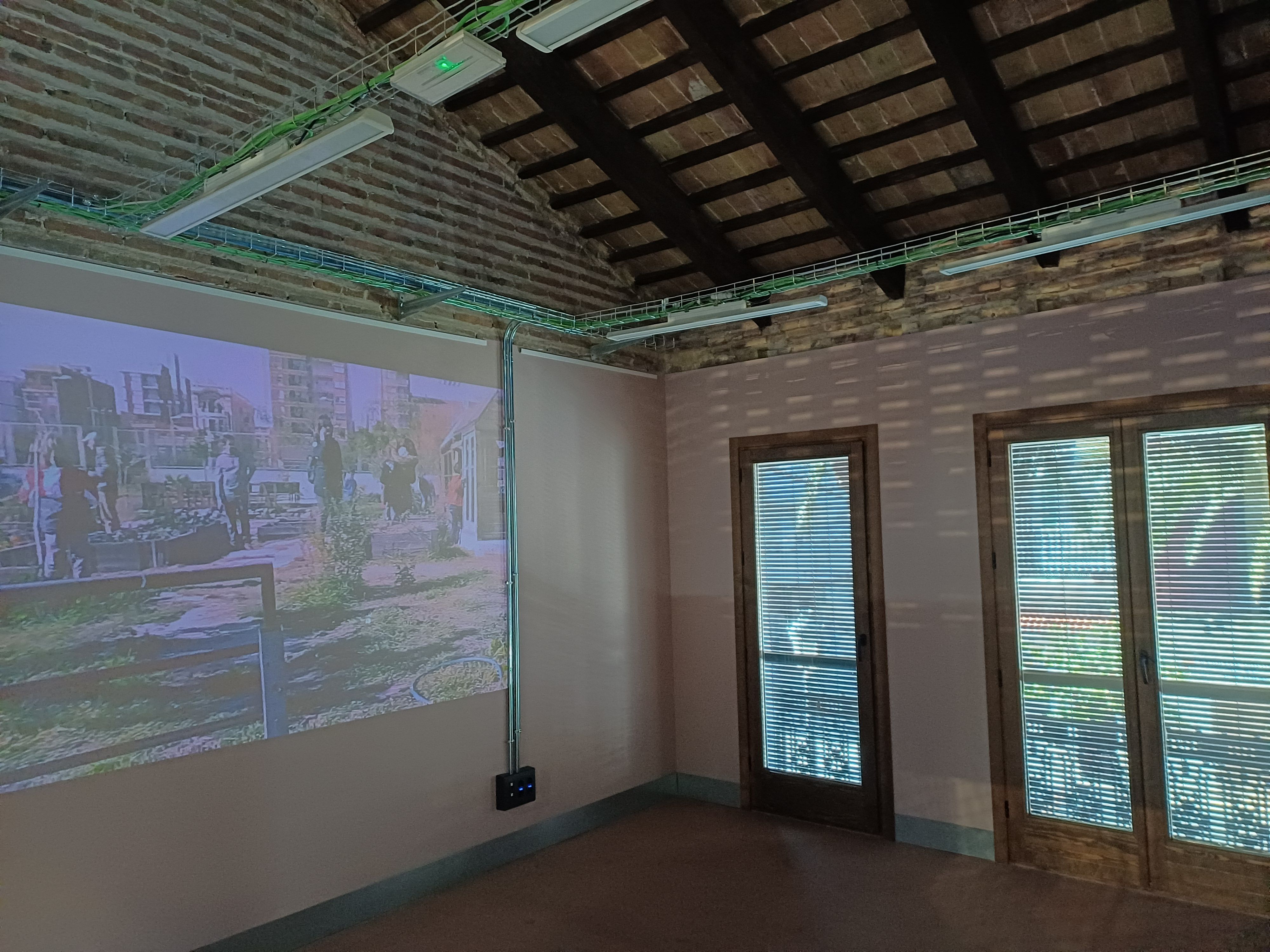 CENTRO CULTURAL REINA 121