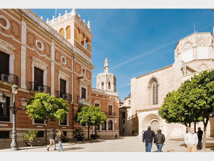 Plaza del arzobispo. Ciutat Vella