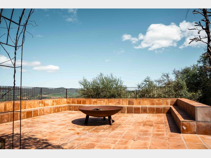 LA ALMAZARA - FINCA RURAL