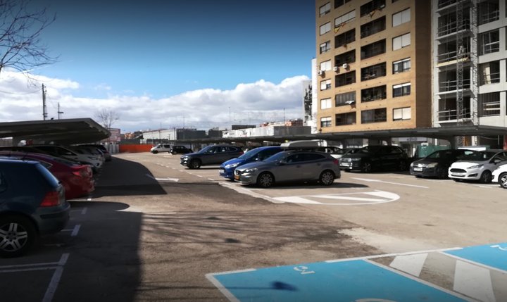 PARKING BAILÉN AVE