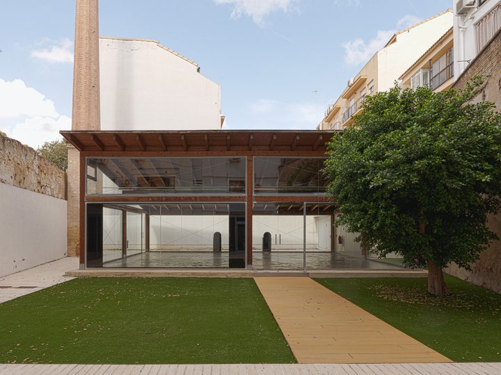 Espacio La Chimenea. Extramurs