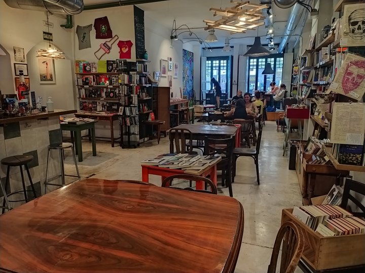 CAFÉ UBIK. RUZAFA