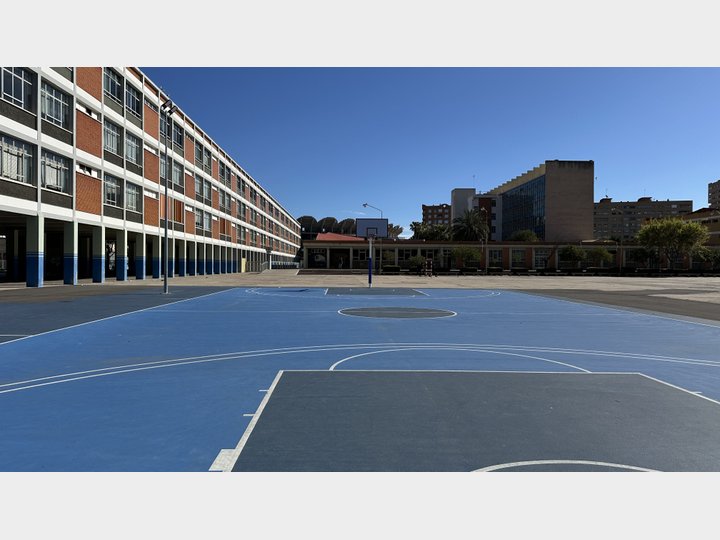 ESCUELAS SAN JOSE. CAMPANAR