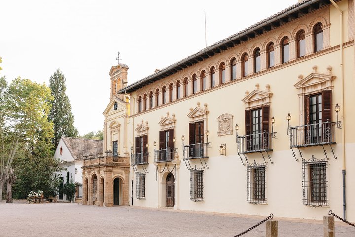 VALLESA DE MANDOR