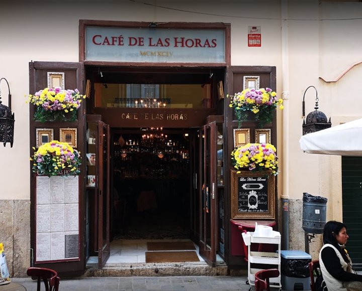 CAFÉ DE LAS HORAS