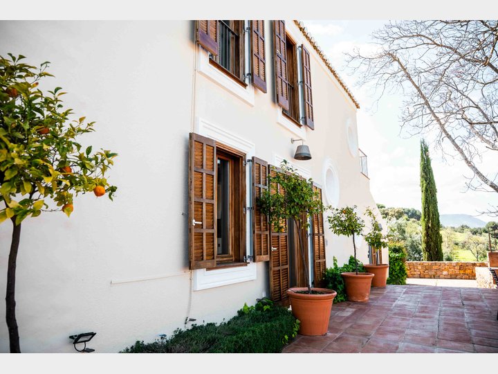 LA ALMAZARA - FINCA RURAL