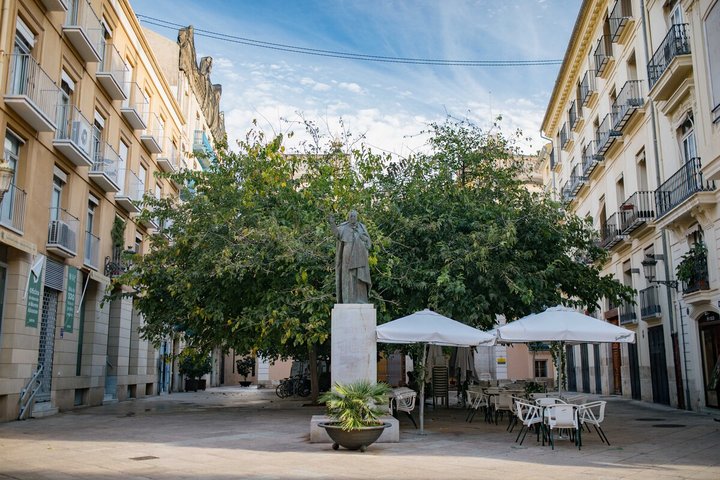 Plaza del arzobispo. Ciutat Vella