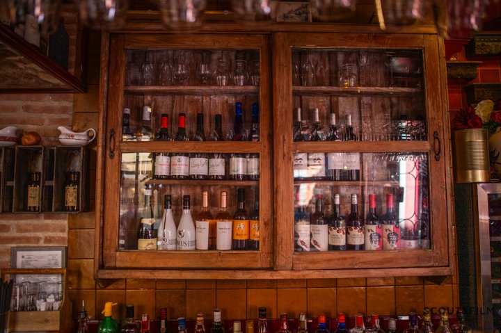 TABERNA LA DISTINGUIDA - GRANADA