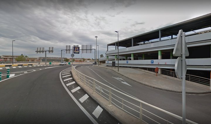 PARKING AEROPUERTO MANISES
