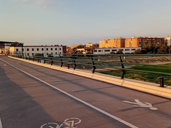 Pasarela de la Solidaridad. San marcel.lí / La Torre