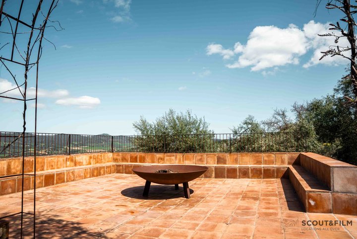 LA ALMAZARA - FINCA RURAL