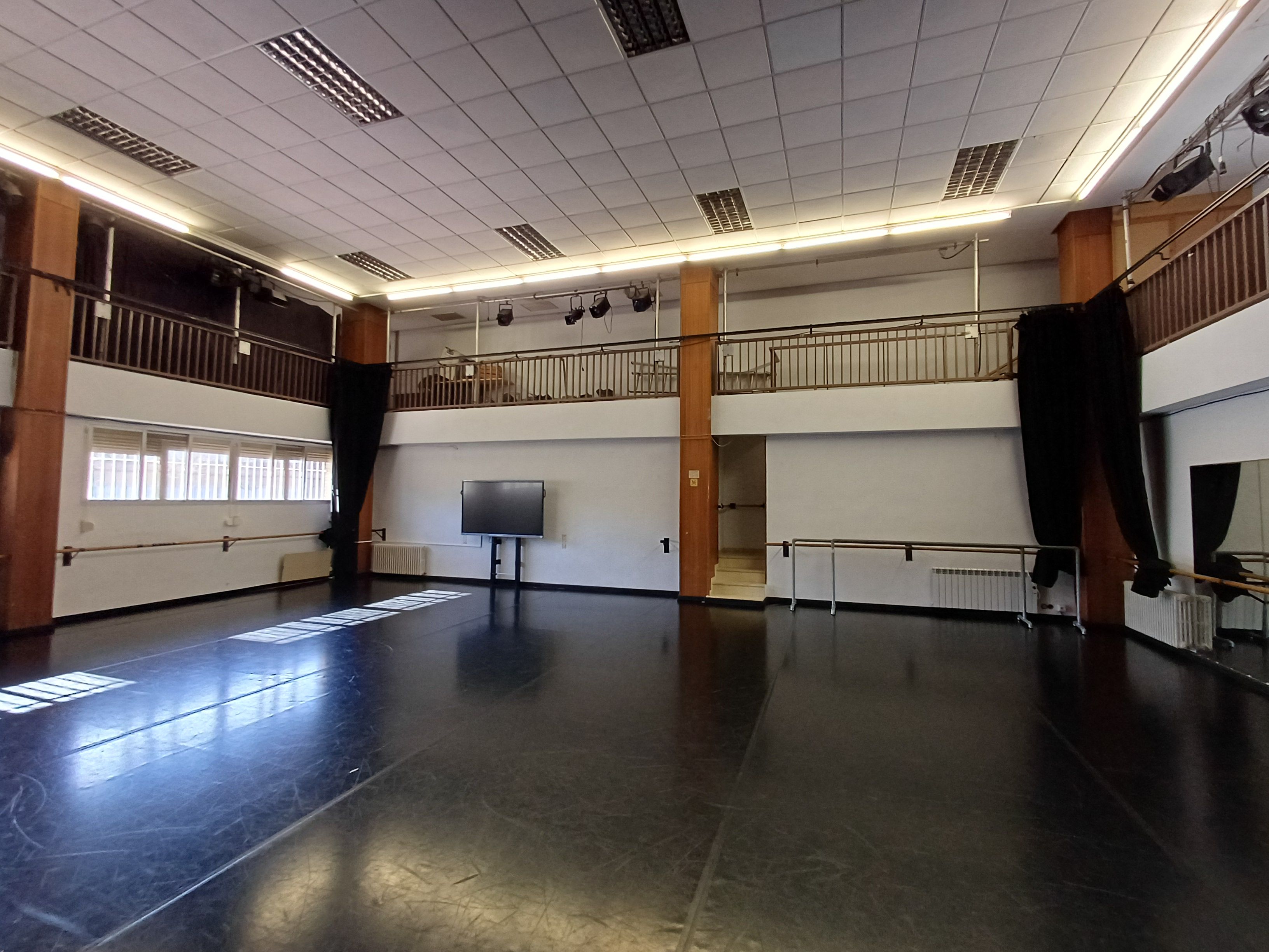 ESCUELA SUPERIOR DE ARTE DRAMÁTICO