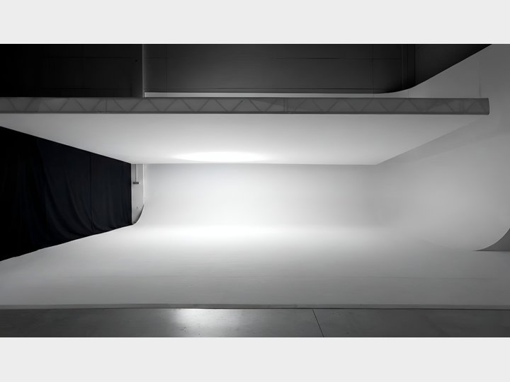 LLUM STUDIOS