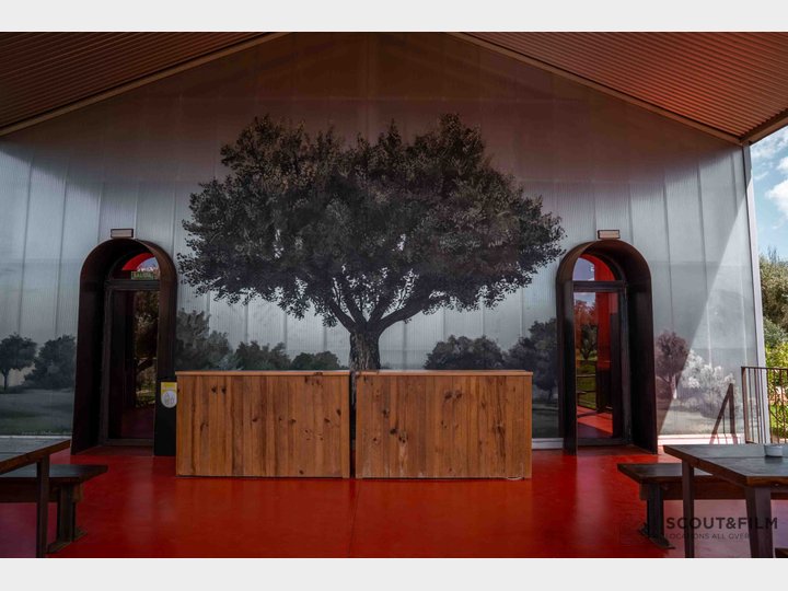 LA ALMAZARA - GREENHOUSE Y PARKING