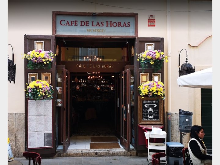CAFÉ DE LAS HORAS