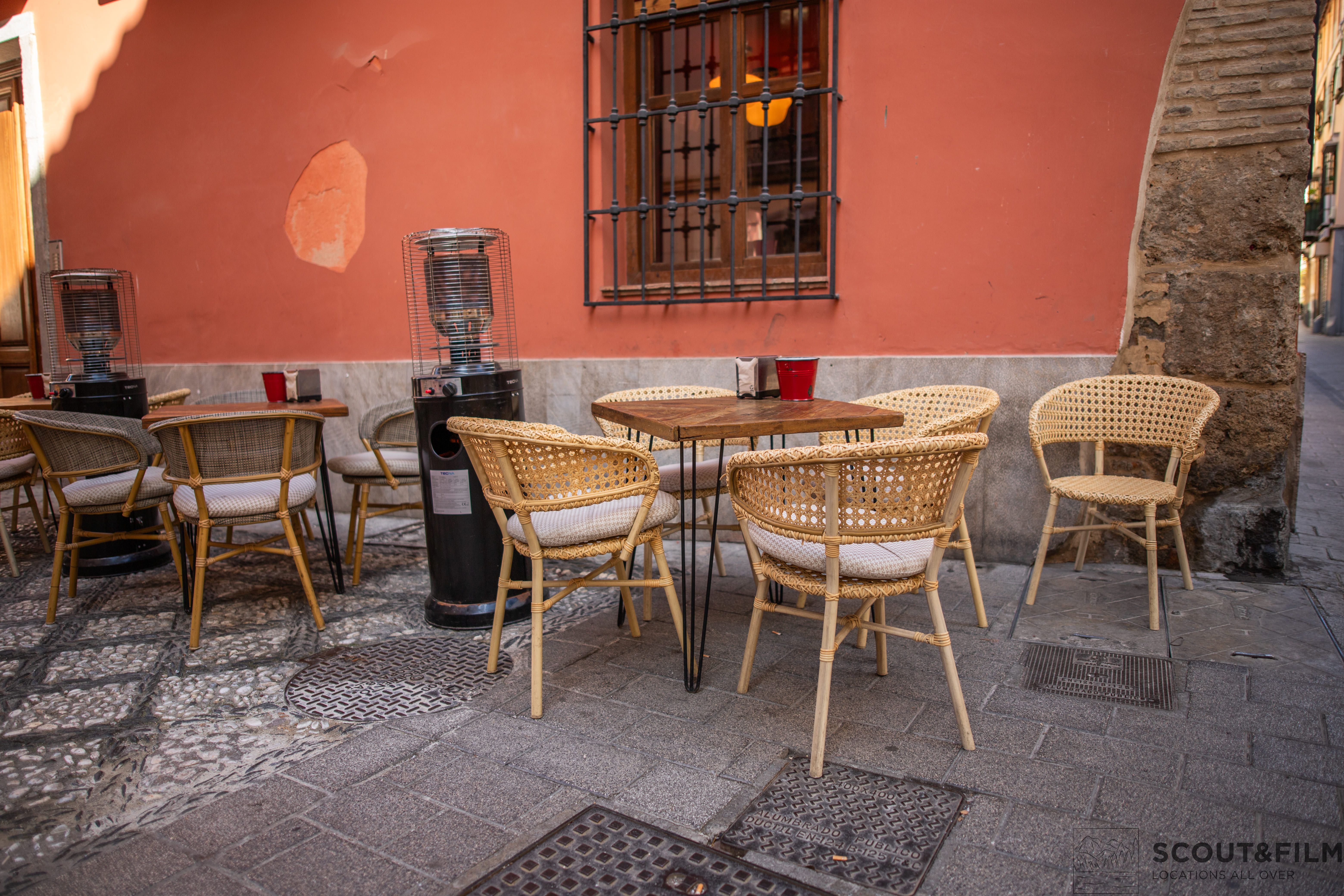 TABERNA LA DISTINGUIDA - GRANADA