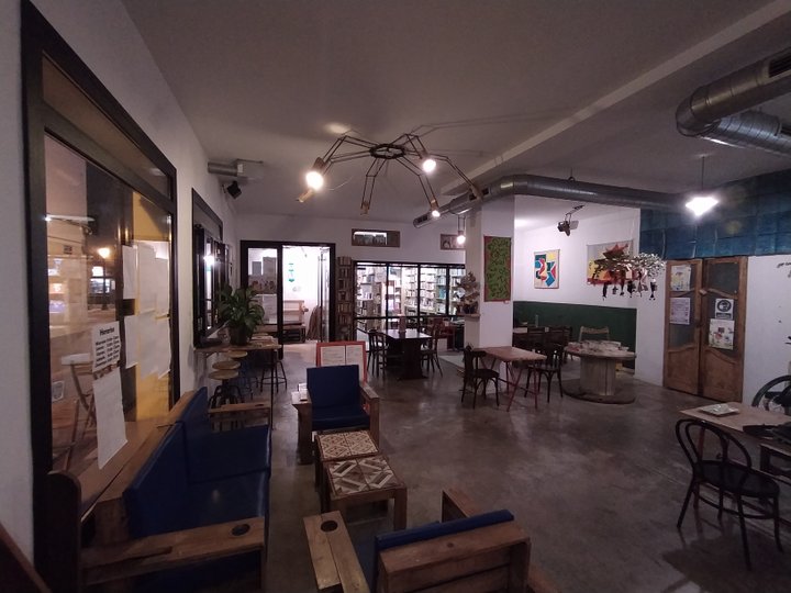 CAFÉ LA BATISFERA