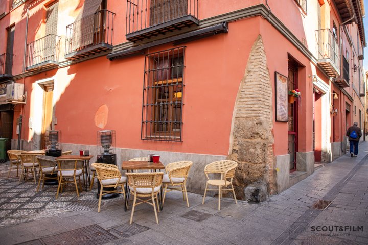 TABERNA LA DISTINGUIDA - GRANADA