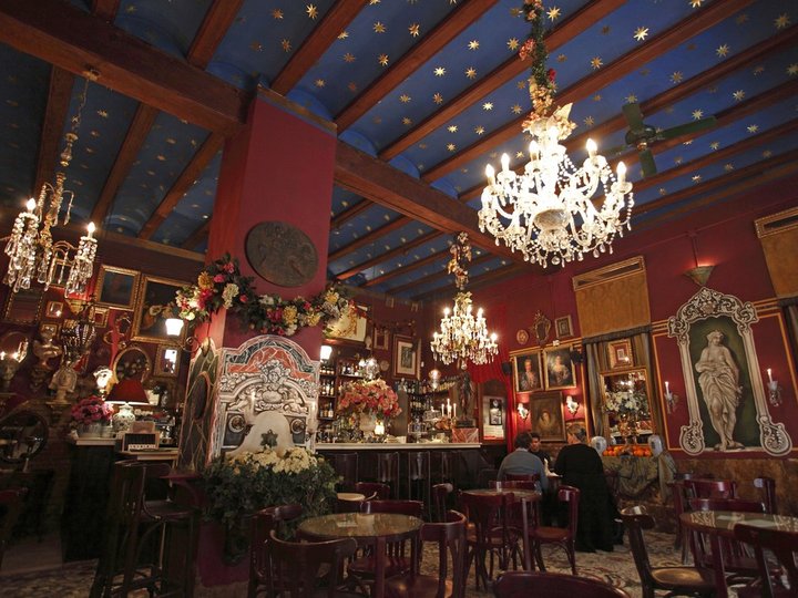 CAFÉ DE LAS HORAS