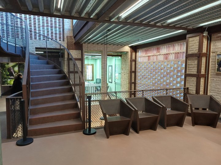CENTRO CULTURAL REINA 121