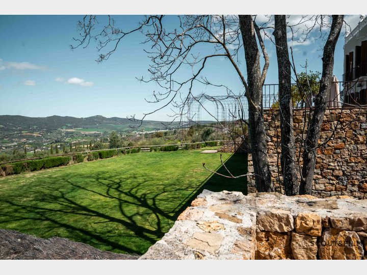 LA ALMAZARA - FINCA RURAL