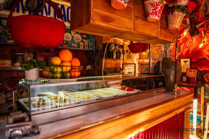 TABERNA LA DISTINGUIDA - GRANADA