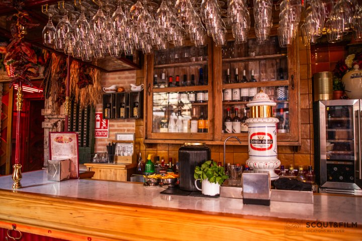 TABERNA LA DISTINGUIDA - GRANADA