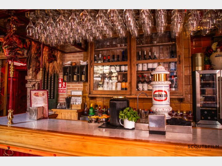 TABERNA LA DISTINGUIDA - GRANADA