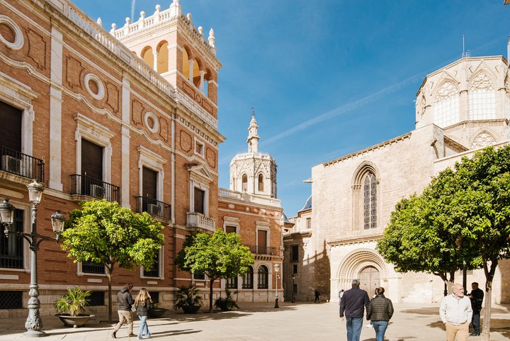 Plaza del arzobispo. Ciutat Vella