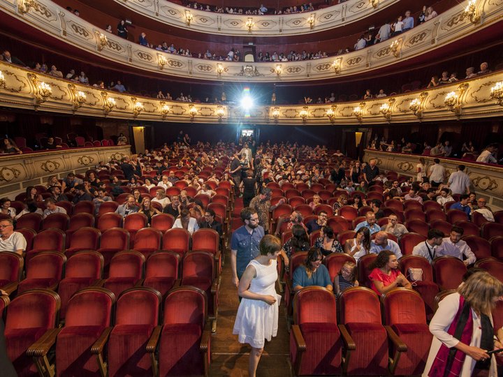TEATRO PRINCIPAL. CIUTAT VELLA