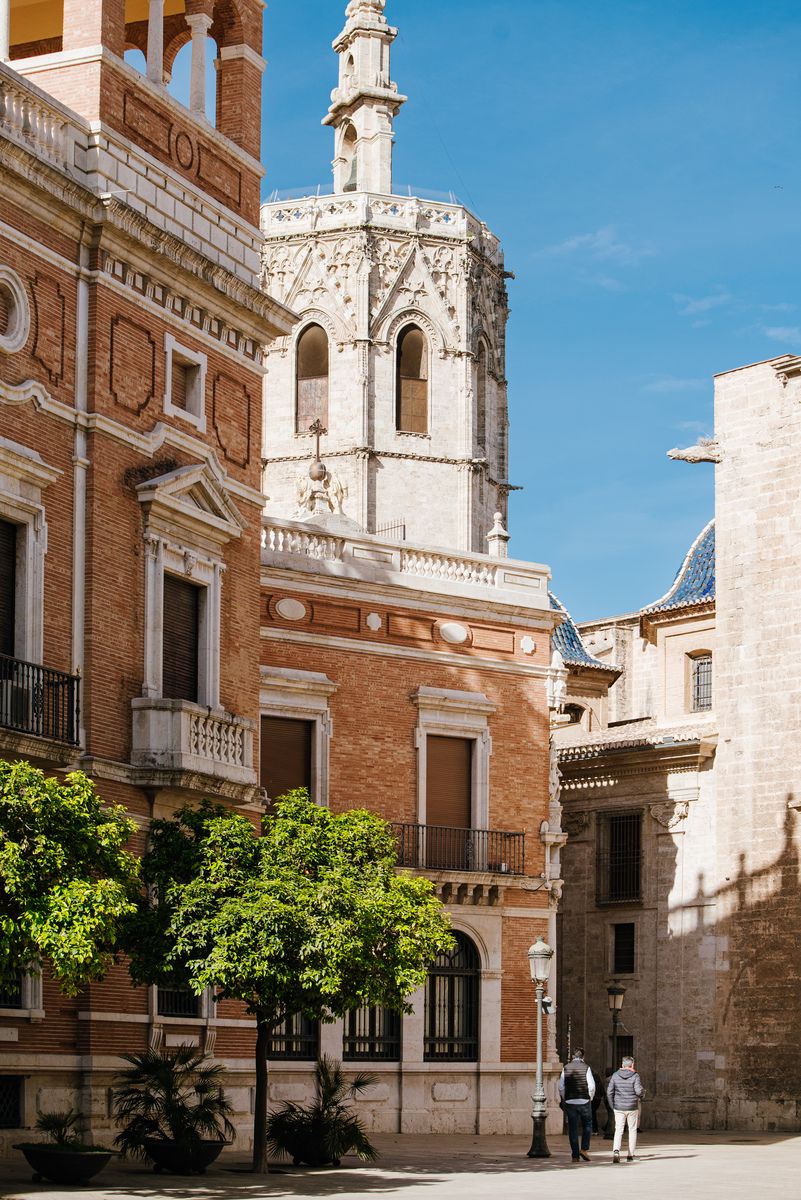 Plaza del arzobispo. Ciutat Vella