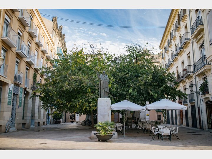 Plaza del arzobispo. Ciutat Vella