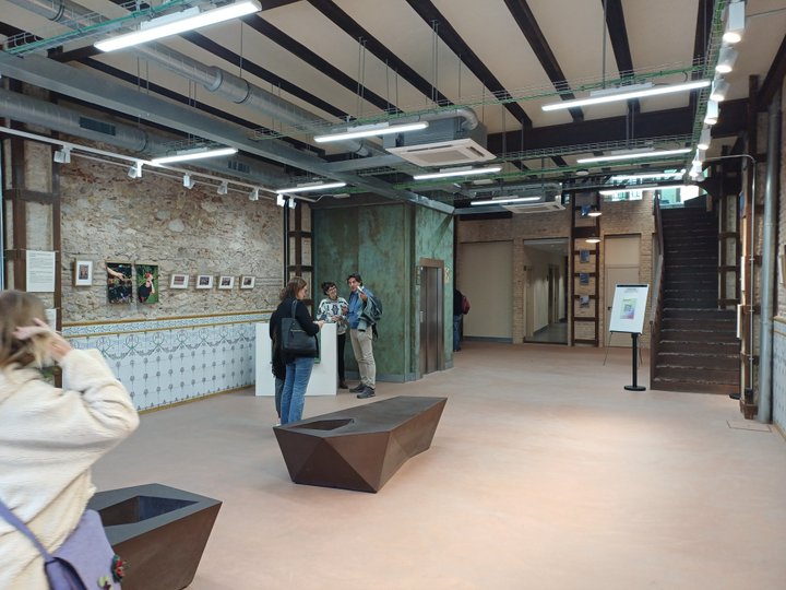 CENTRO CULTURAL REINA 121