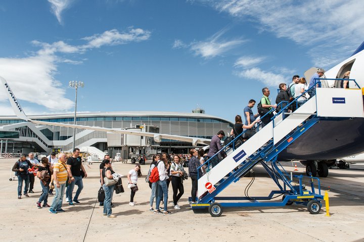 AEROPUERTO. MANISES