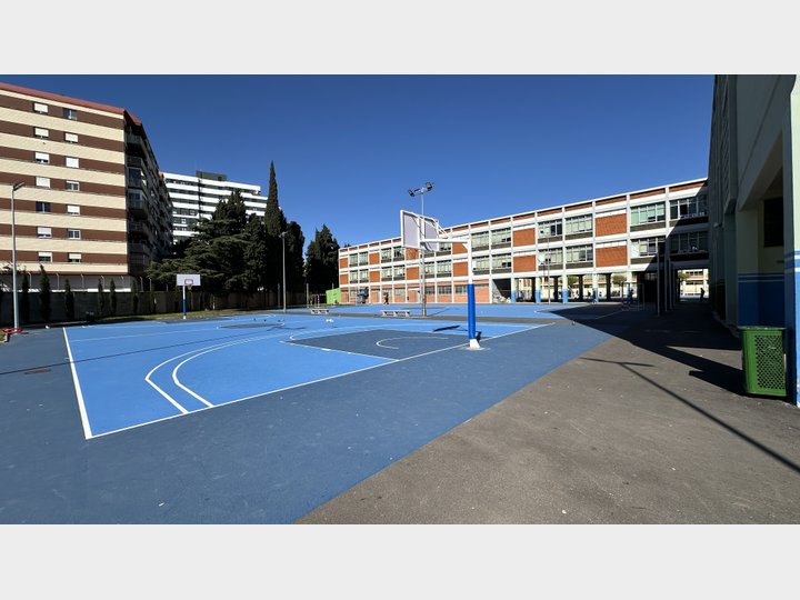 ESCUELAS SAN JOSE. CAMPANAR