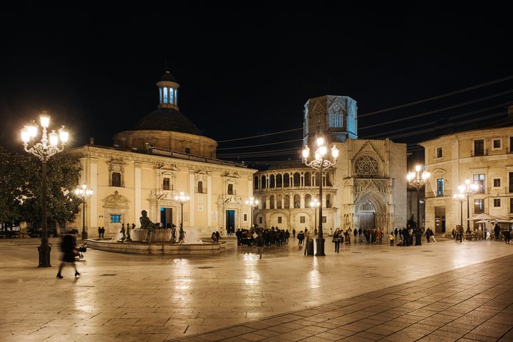 Plaza de la Virgen. Ciutat Vella